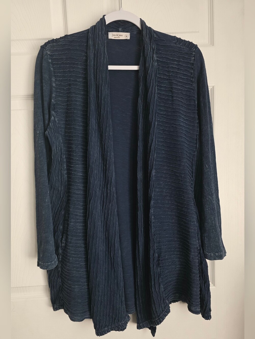 Jess & Jane Mineral Wash Crinkle Open Front Cardigan Blue M M57-000
